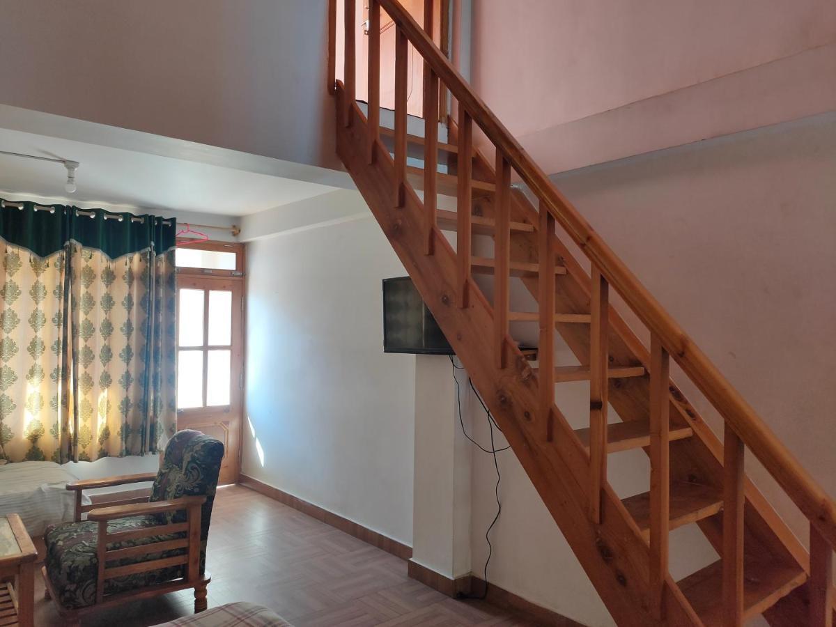 Hotel Bhrigu Манали Экстерьер фото