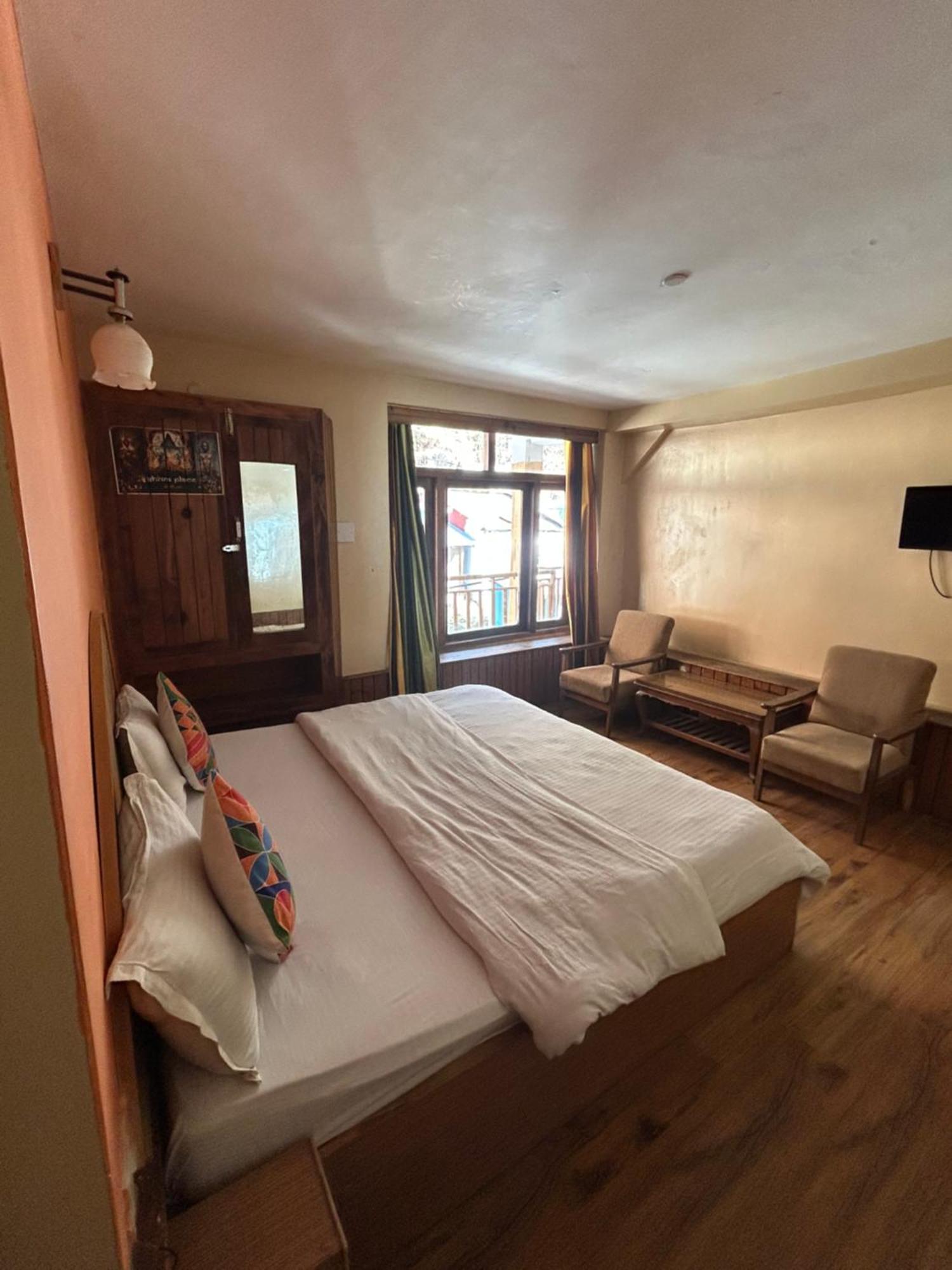 Hotel Bhrigu Манали Экстерьер фото